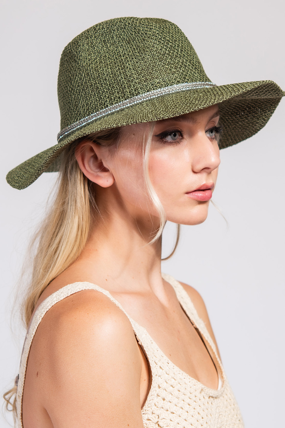 WIDE BRIM RHINESTONE BAND PANAMA HAT