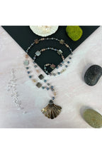 Shell Pendant Necklace