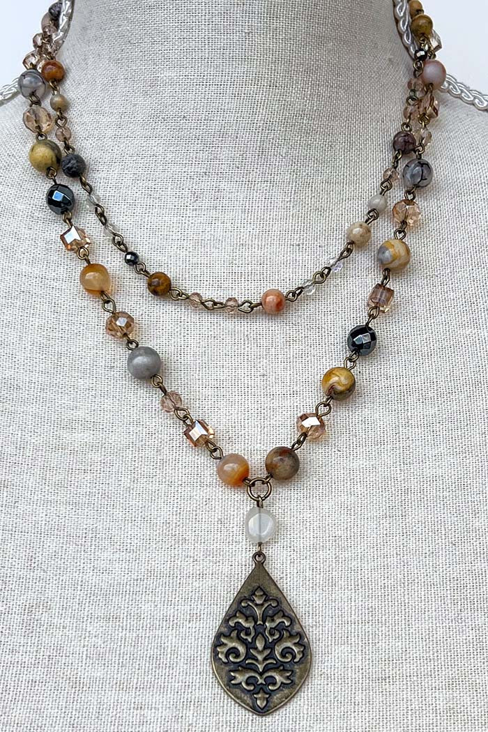 Wonder Woman Fleur Necklace