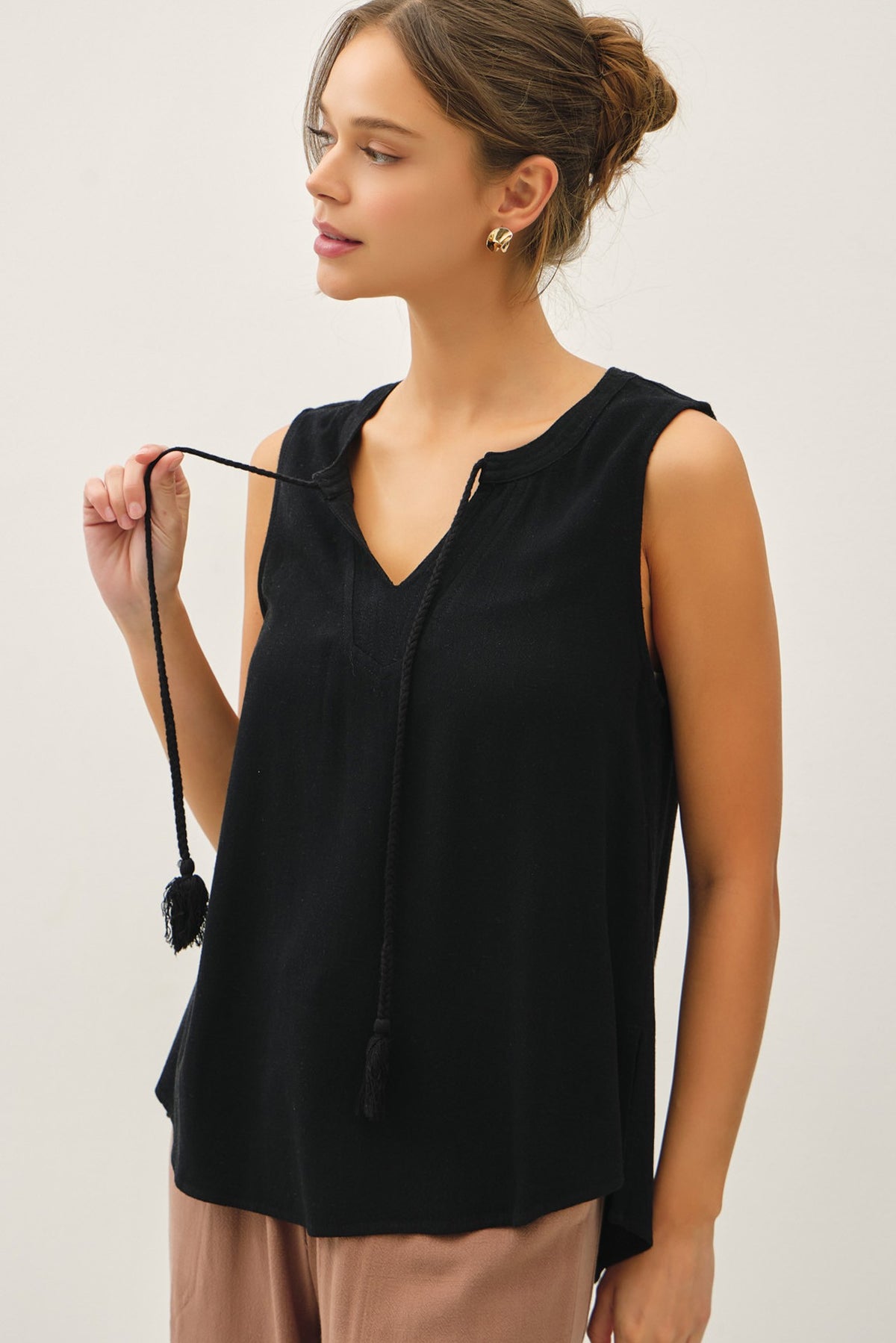 Linen Blend Tassel Swing Top