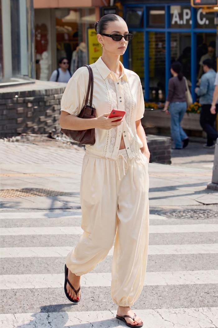 Balloon Crepe Pants